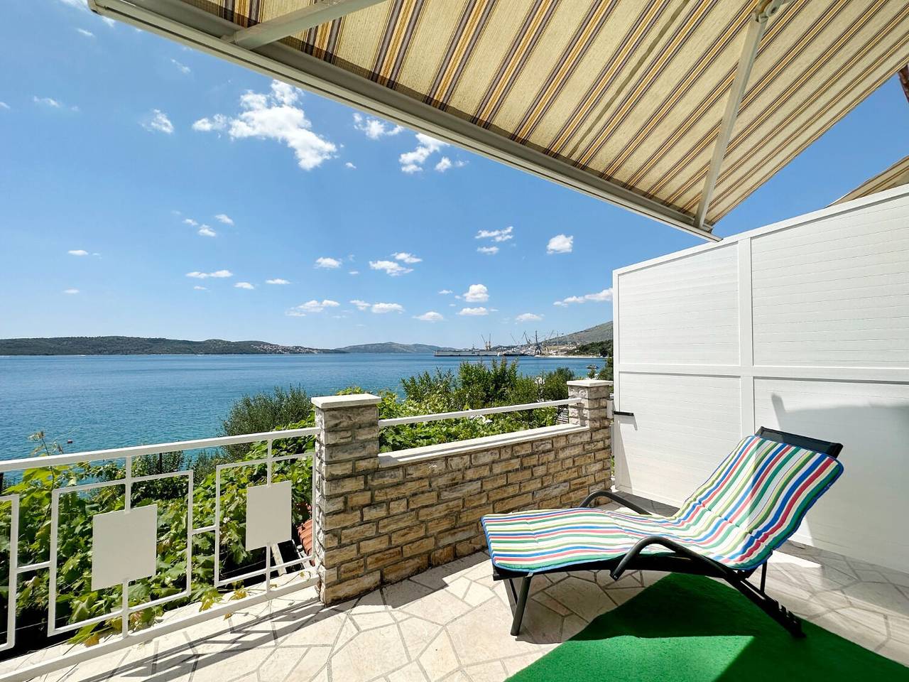 Entire apartment, Apartments Mihaela in Trogir, Ciovo