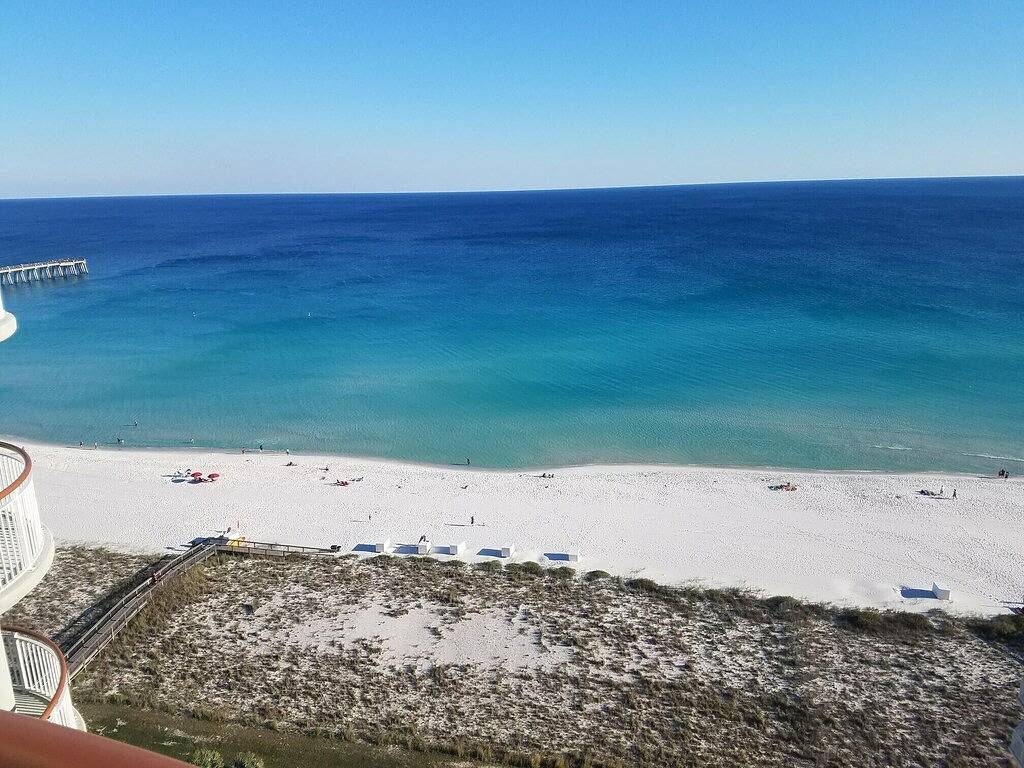 Beach Rental for 6 Guests in Navarre Beach, Emerald Coast