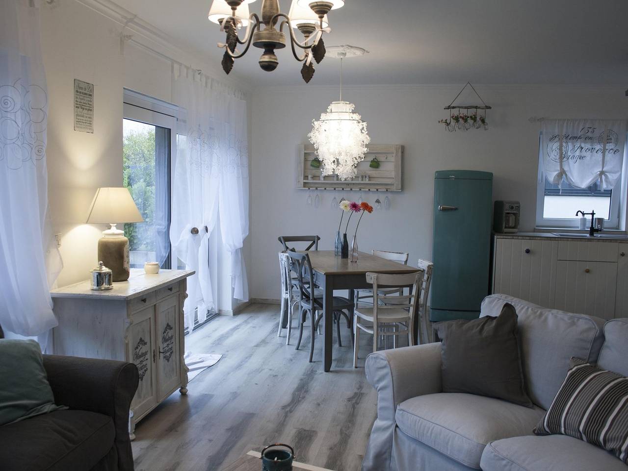 Ganze Ferienwohnung, Ferienwohnung Viva la Vida - Appartement/Fewo, Dusche und Bad, Wc, 3 Schlafräum in Bendorf, Mittelrhein