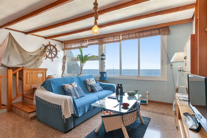 Maison de vacances « Seaside House avec piscine chauffée », vue mer, Wi-Fi et climatisation in Agache, Güímar