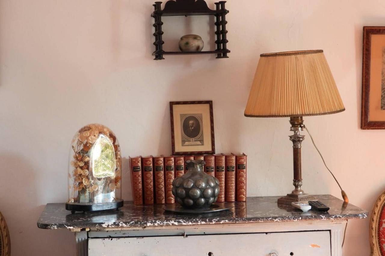 Four-Bedroom House in Pernes-les-Fontaines, Vaucluse