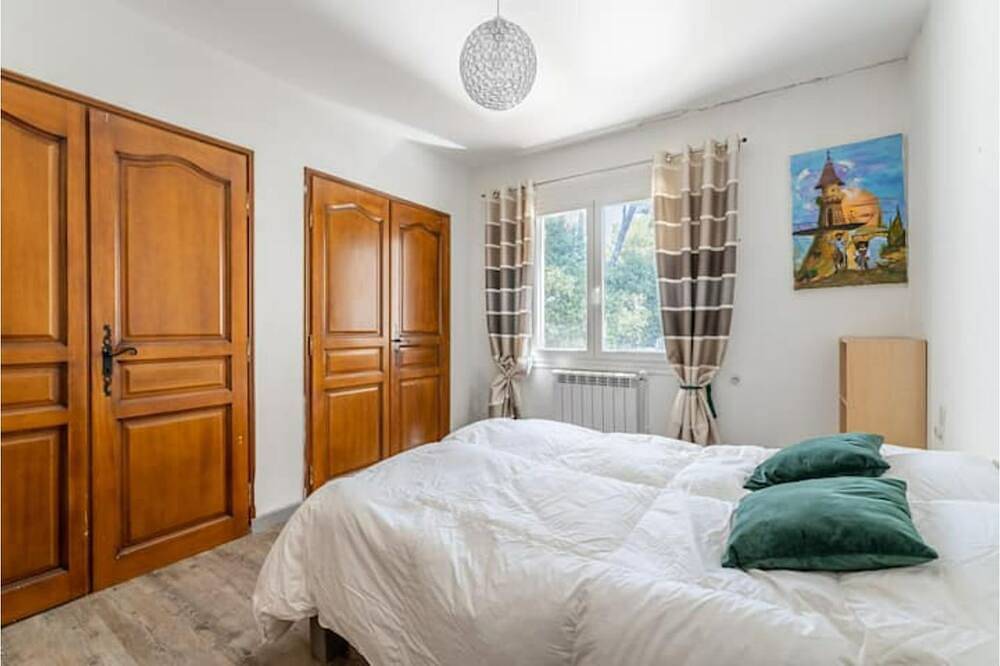Beautiful villa 6 pers. with swimming pool in Rognac, Istres region