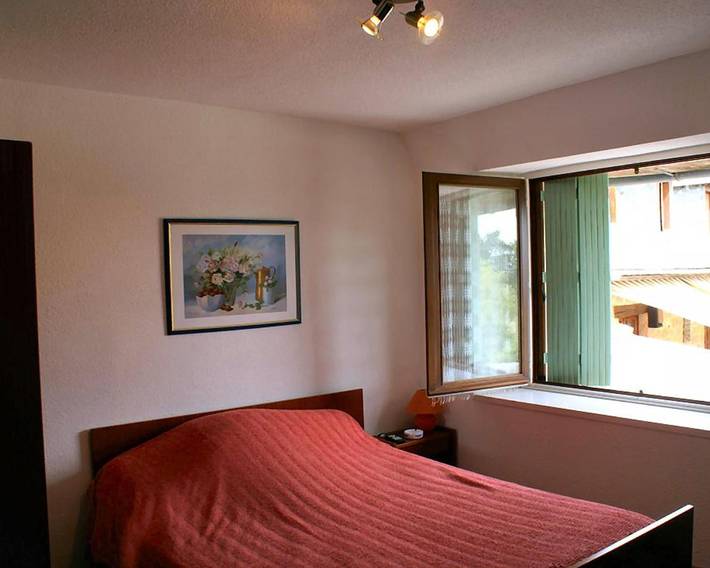 Hôtel pour 2 personnes, avec Terrasse ainsi que Jardin et Piscine à Le Nayrac - 4
