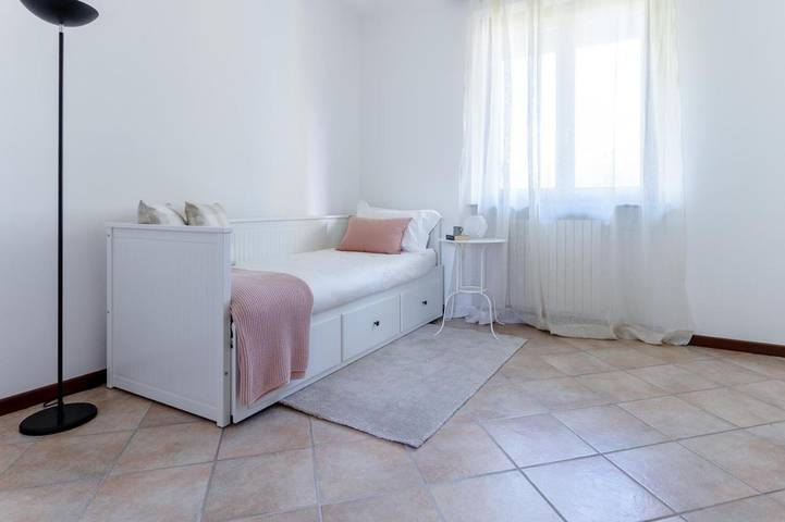 Ferienwohnung für 6 Personen, mit Whirlpool und Terrasse sowie Garten