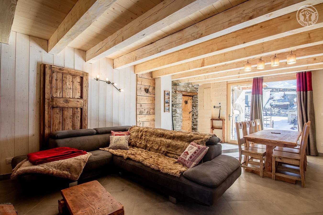 La Maison Bleue - le Bouvreuil in Bessans, Saint-Jean-de-Maurienne region