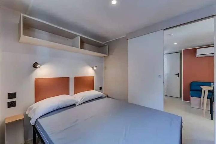 Camping pour 4 personnes dans Plages des Cabanes de Fleury