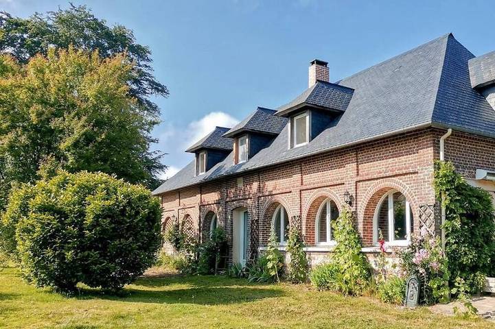 Gîte pour 2 personnes, avec jardin à Auberville-la-Renault