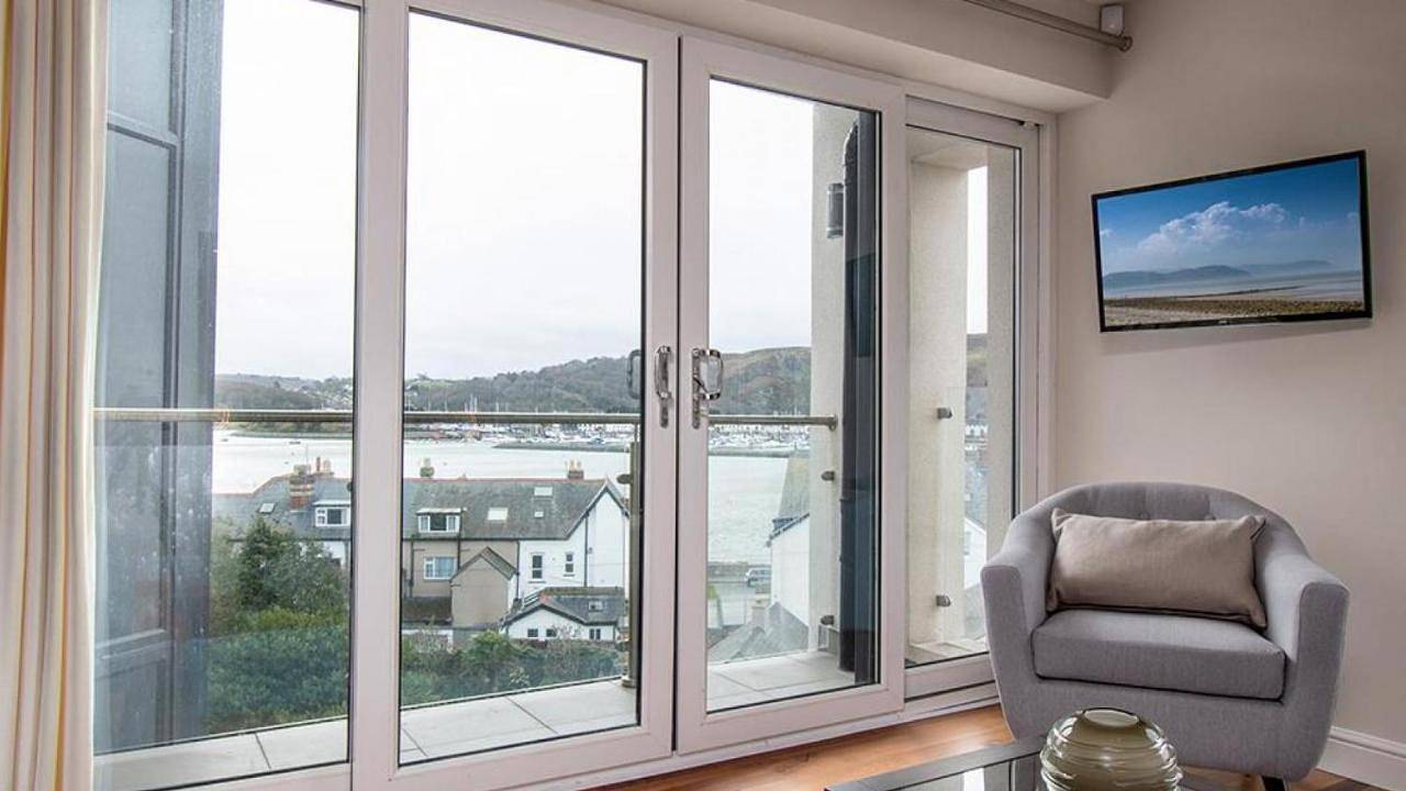 Castle Penthouse in Deganwy, Conwy region