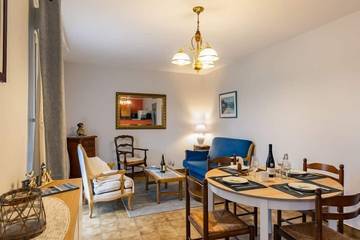 Gîte pour 4 personnes, avec jardin à Saint-Pabu