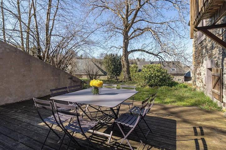 Ferienhaus für 8 Personen, mit Balkon und Garten - 1