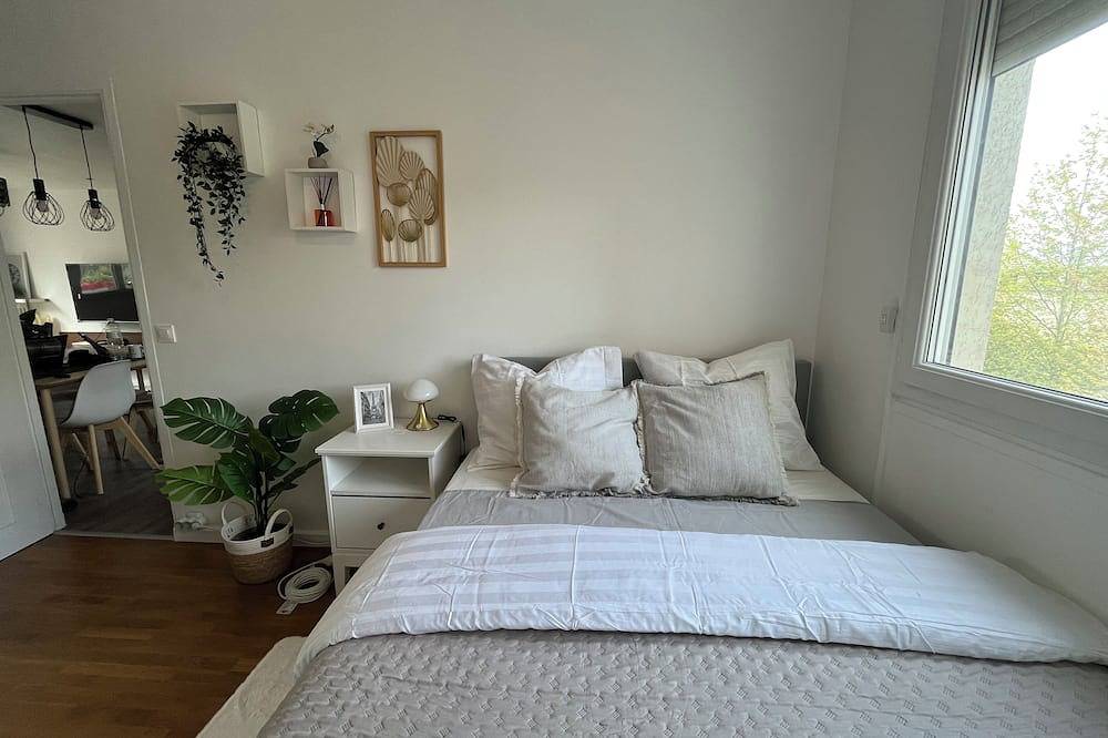 Apartamento entero, Entire Apt - Family - Close to Paris - 2min Rerb - Kitchen - Parking - Olympic24 in Bourg-la-Reine, Altos del Sena