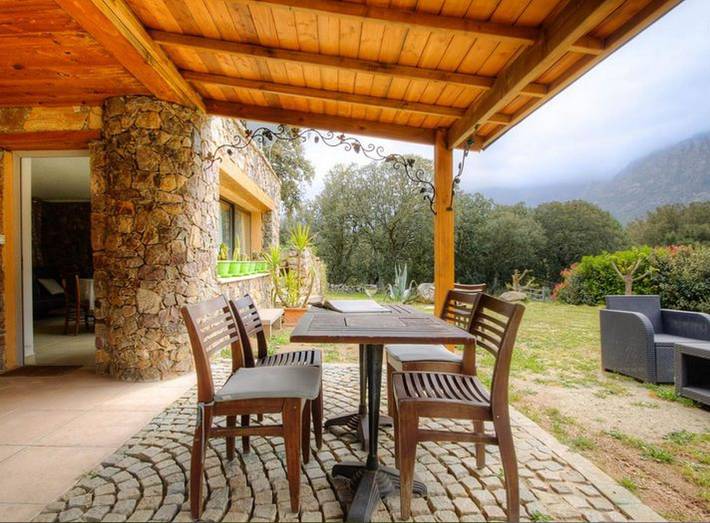 Studio pour 2 personnes, avec jardin