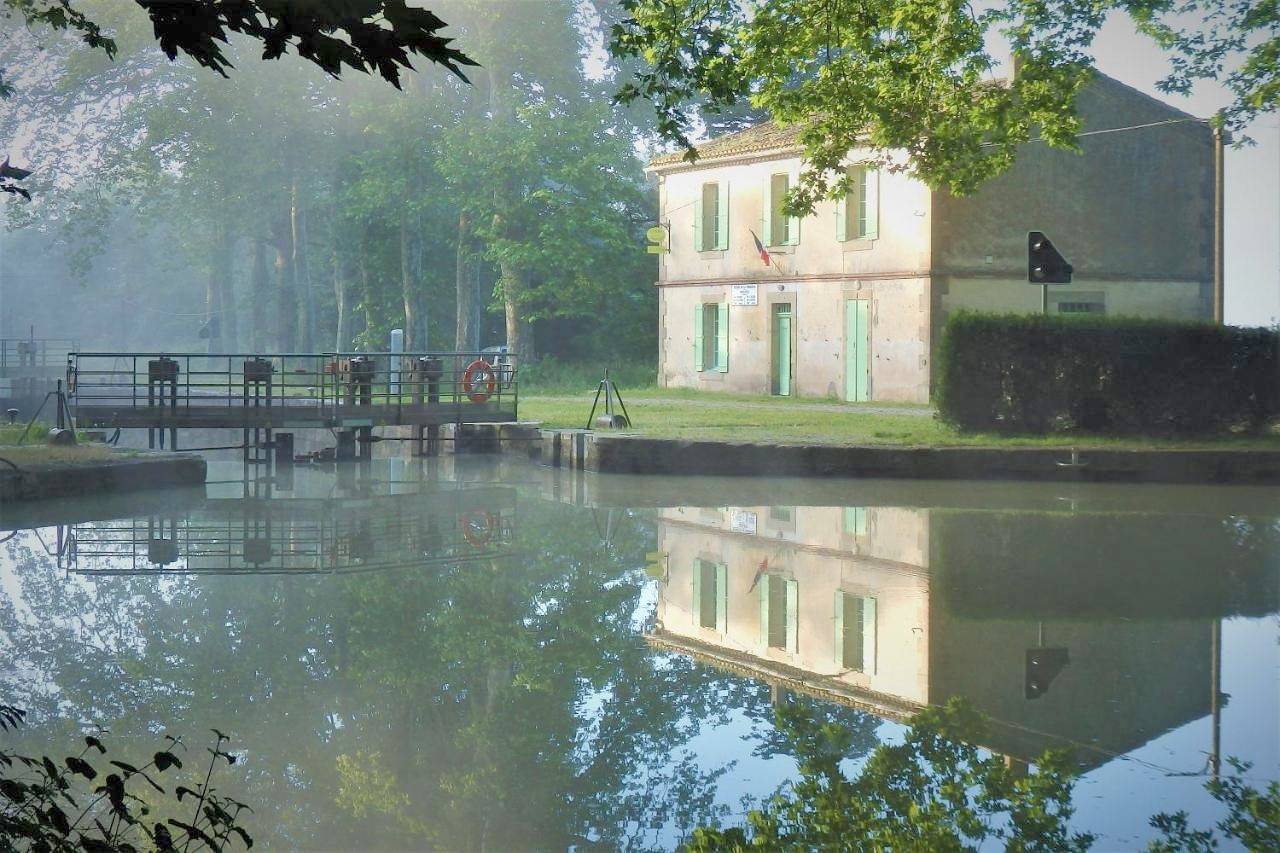 Three-Bedroom House in Mas-Saintes-Puelles, Région de Carcassonne