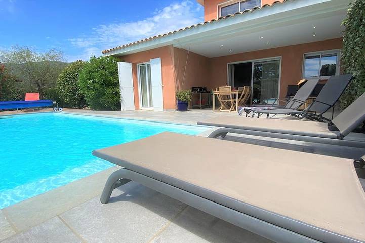 Ferienhaus für 6 Personen, mit Garten und Terrasse