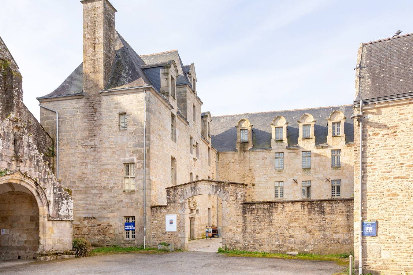Ganze Wohnung, Appartement „Le Prieuré – Außergewöhnliche Adresse“ in Quimper, Quimper und Umgebung