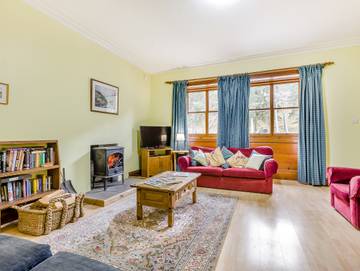 Log Cabin for 8 People in Glenshee, Aberdeenshire, Photo 3