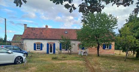 Location de vacances pour 3 personnes, avec terrasse et jardin à Saligny-sur-Roudon