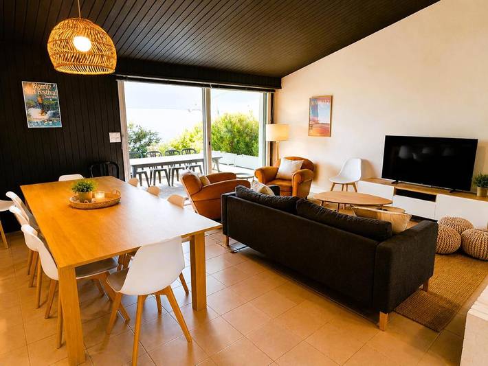 Location de vacances pour 10 personnes, avec vue ainsi que terrasse et jardin dans Plage de Tanchet - 2
