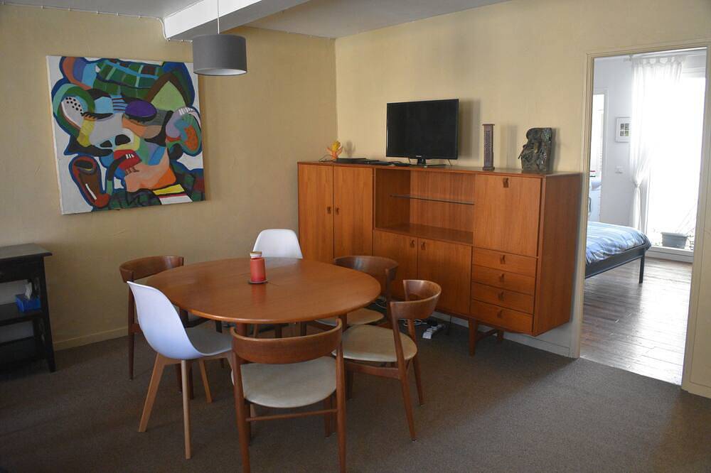 Apartamento entero, Duplex De 110 M2 Cerca De Muelle Y Tiendas, 8 personas in La Côte Vermeille, Port-Vendres