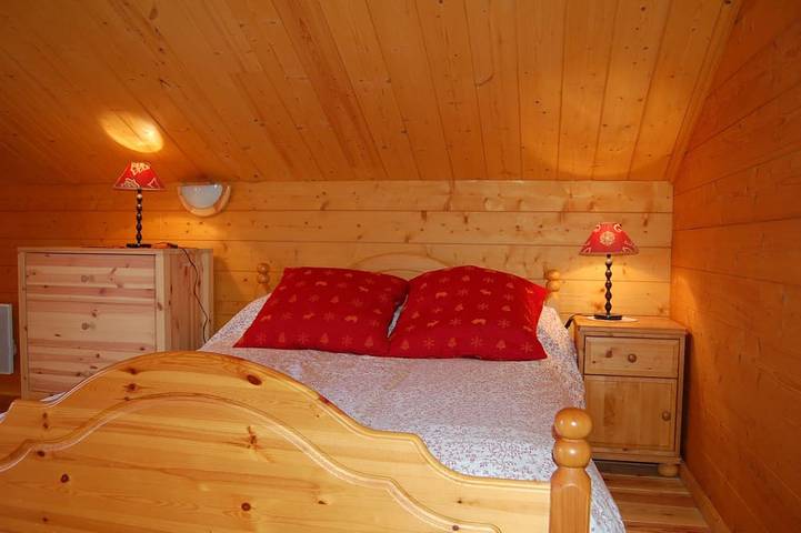 Gîte pour 8 personnes, avec jardin ainsi que piscine et balcon dans Office De Tourisme D Auris En Oisans - 3