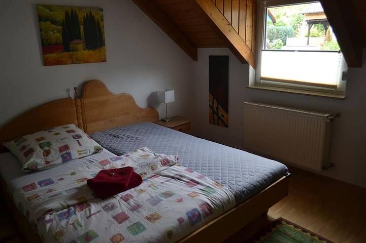 Ganze Wohnung, Haus Woogart 105 m² - Sommer- und Winterhaus in mediterranem Flair in Dahn, Landkreis Südwestpfalz