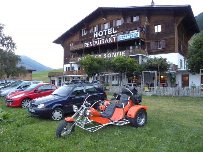 Hotel für 2 Personen, mit Balkon und Terrasse sowie Garten und Ausblick in Reckingen-Gluringen - 3