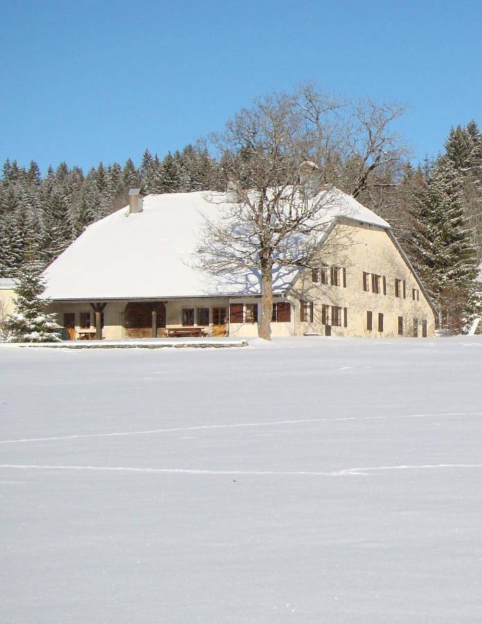 Gîte pour 10 personnes, avec jardin et vue dans Les Hôpitaux-Vieux