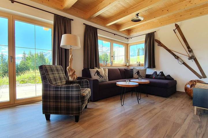Chalet voor 8 personen, met balkon en tuin in Hochkrimml