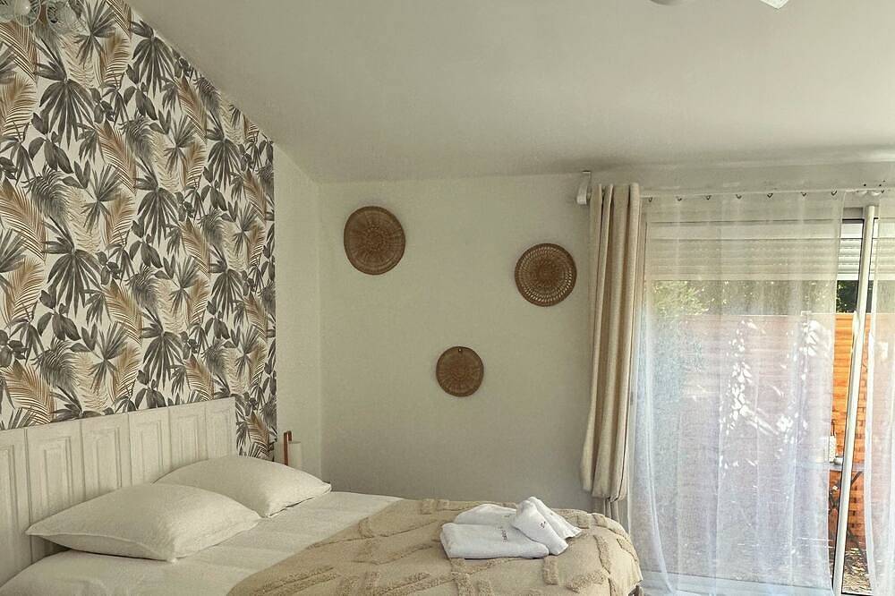 Ganze Wohnung, Charming 2-person studio in the heart of Provence at Domaine Astra - Grans in Grans, Aix-en-Provence und Umgebung