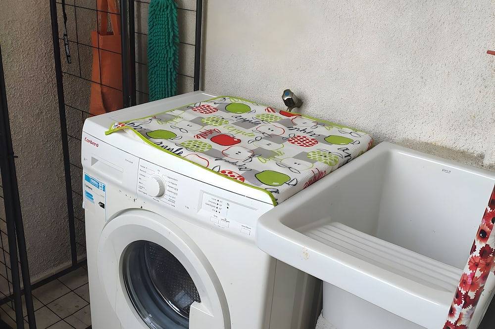 Entire apartment, Apartamento Jrm Ribeira Sacra in Monforte de Lemos, Lugo Province