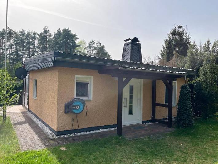 Ferienhaus für 6 Personen, mit Terrasse und Garten in Schenkendöbern