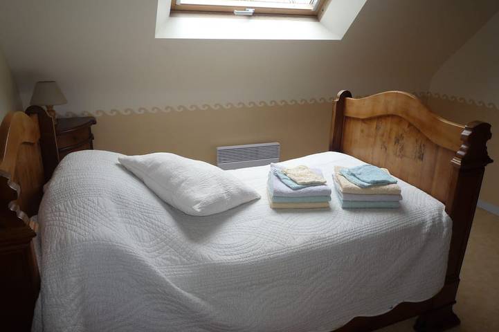 Gîte pour 3 personnes, avec jardin, animaux acceptés dans Monts d'Arrée - 3