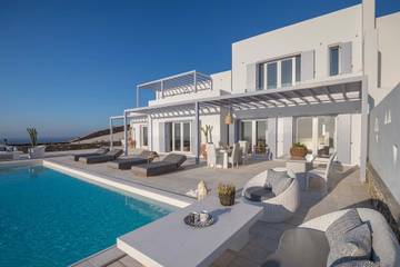 Holiday Rental for 8 People in Syros, Cyclades, Photo 3