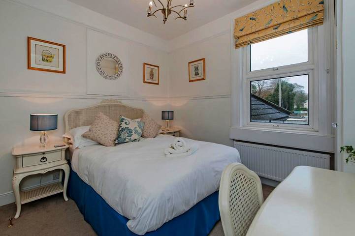 Chambre d’hôte pour 2 personnes, avec vue à Bath - 4