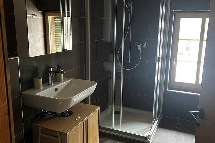 Ganze Wohnung, Delightful 3-bedroom apartment in charming Frutigen awaits you in Frutigen, Frutigen - Lenk - Adelboden