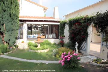 Cottage pour 3 personnes, avec jardin à Thairé