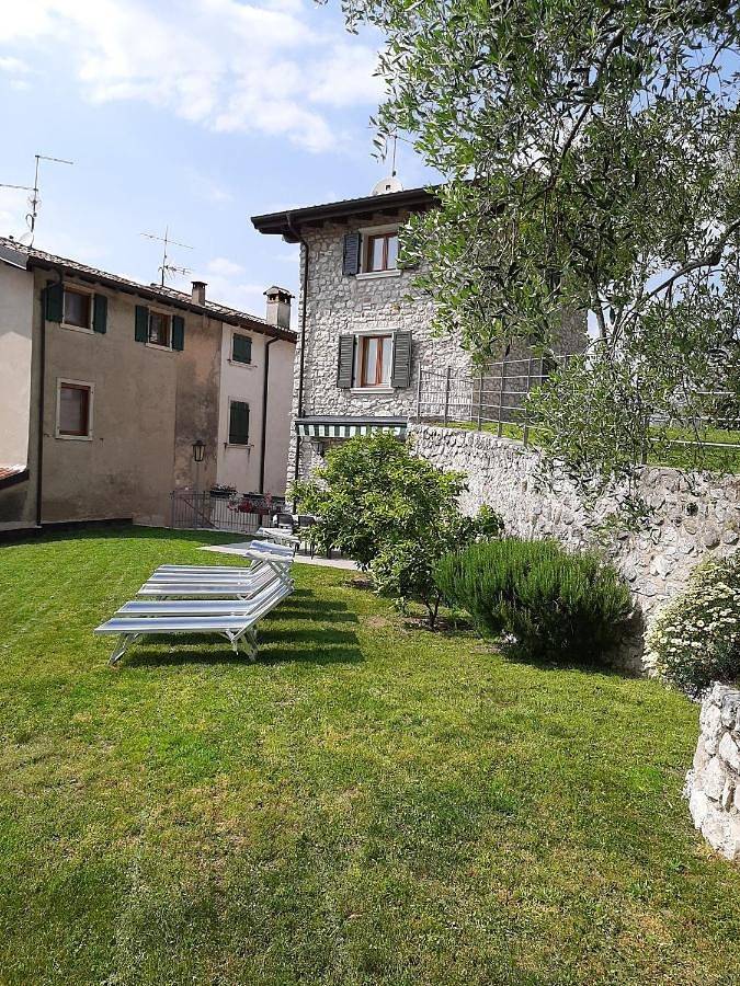 Casa/Villa Sommavilla in Brenzone, Gardasee-Berge