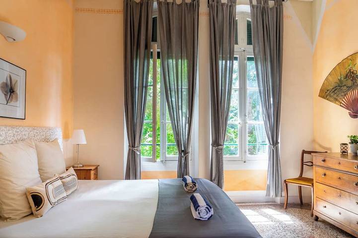Appartement entier, Marguerite - bel appartement dans le Couvent les Ursulines rénové, Pézenas in Pézenas, Côte méditerranéenne (France)