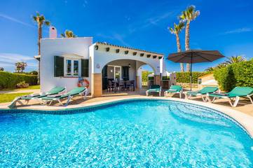 Villa in Ciutadella, Coast of Menorca für 6 