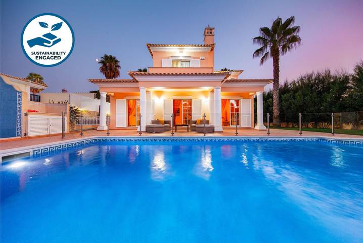 Villa para 9 pessoas, com Varanda e Terraço e ainda Jardim em Quinta do Lago