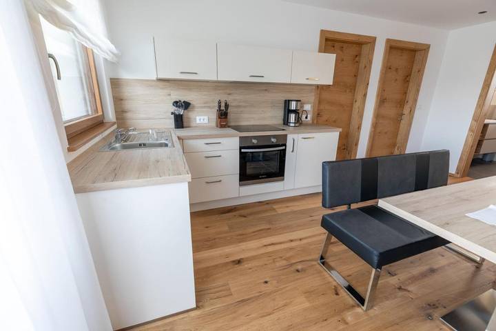 Ferienwohnung für 3 Personen, mit Ausblick und Garten in Riffian - 2