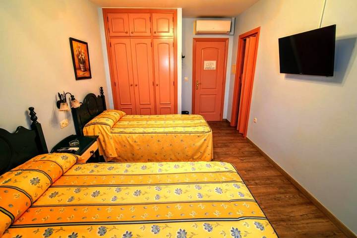 Casa de huéspuedes para 3 personas, con Vistas en Dúrcal - 3