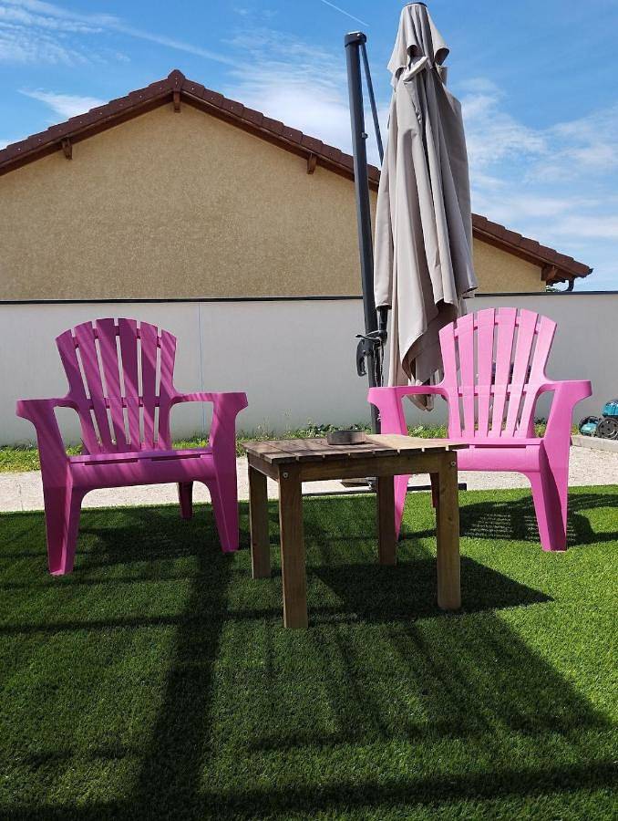 Gîte pour 4 personnes, avec jardin et terrasse à Viriat - 4