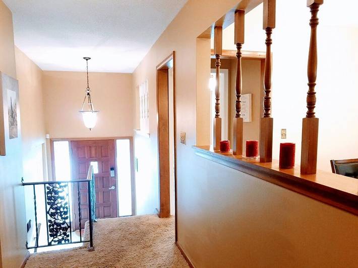 Vacation rental for 11 people, with yard and terrace in Overland Park