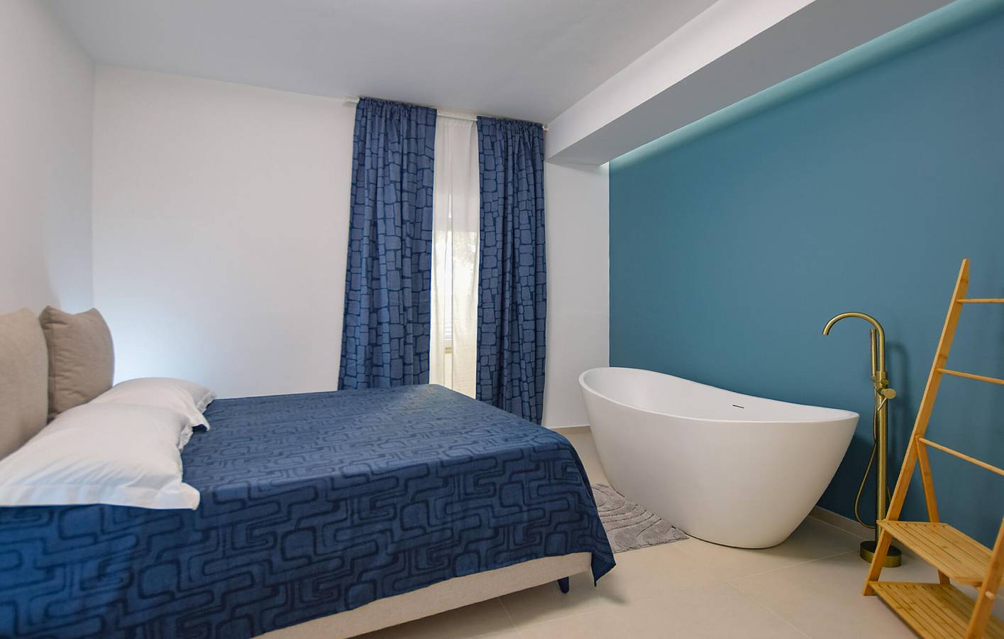 Ganze Ferienwohnung, Apartment am Strand mit AC und Parkplatz - 2,5 km zum Strand in Santa Maria di Castellabate, Cilento