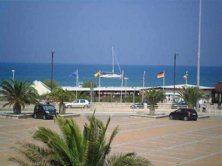 Ganze Wohnung, Apartment 'Fuoco' mit Meerblick, Wlan und Klimaanlage in San Lorenzo o Convento, Vieste