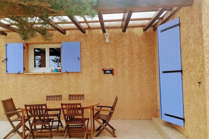 Maison de vacances pour 6 personnes, avec jardin et terrasse à Uzès