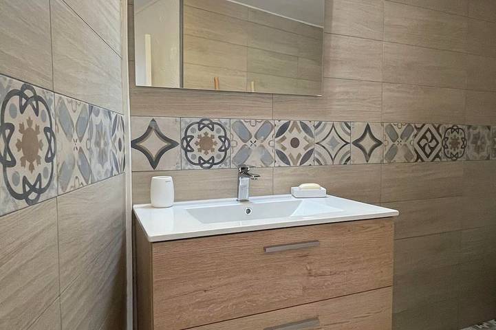 Location de vacances pour 4 personnes, avec terrasse et jardin à Lucciana - 3