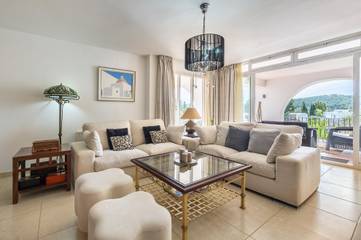 Villa in Santa Eulària des Riu, Ibiza Osten für 7 