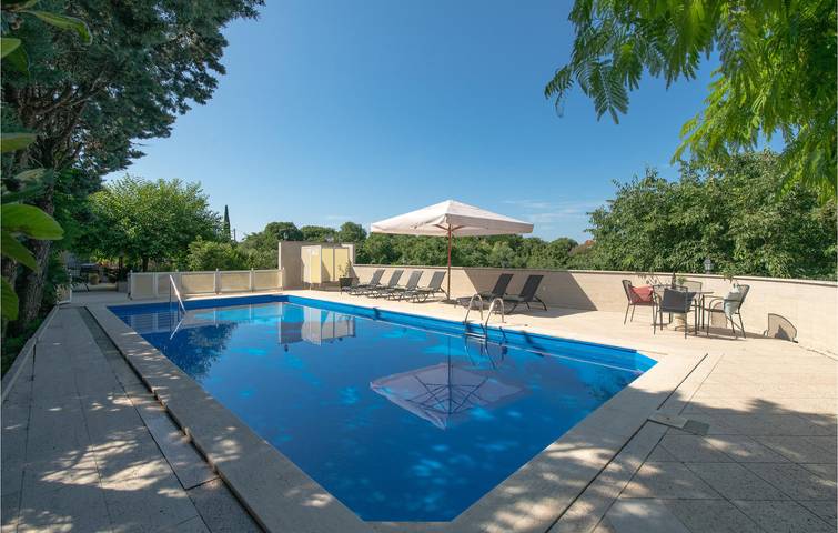 Ferienhaus für 8 Personen, mit Terrasse - 1
